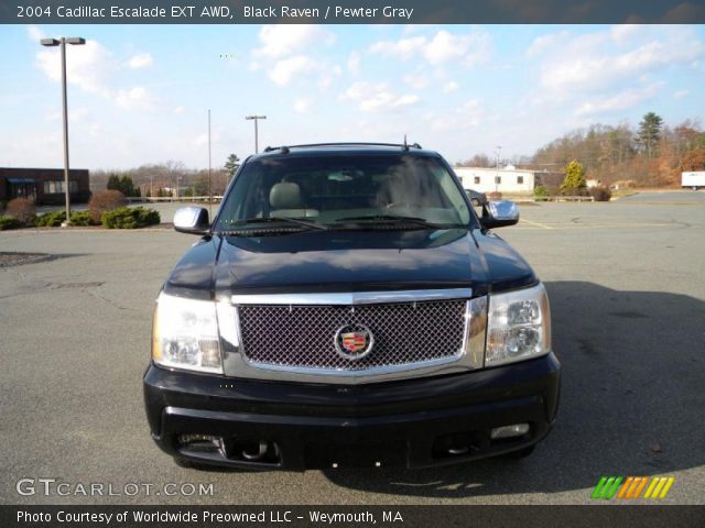 2004 Cadillac Escalade EXT AWD in Black Raven