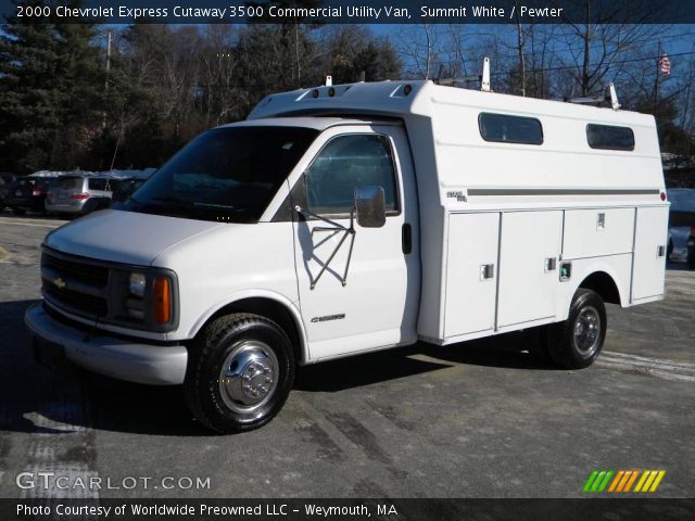 2000 Chevrolet Express Cutaway 3500 Commercial Utility Van in Summit White