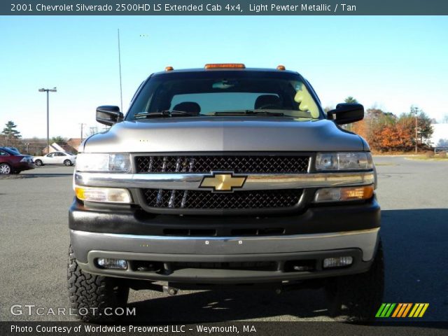 2001 Chevrolet Silverado 2500HD LS Extended Cab 4x4 in Light Pewter Metallic
