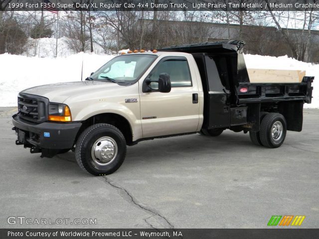 1999 Ford F350 Super Duty XL Regular Cab 4x4 Dump Truck in Light Prairie Tan Metallic