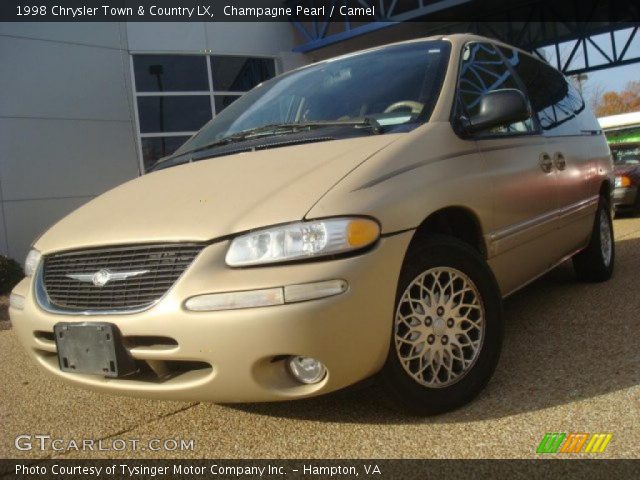 1998 Chrysler Town & Country LX in Champagne Pearl