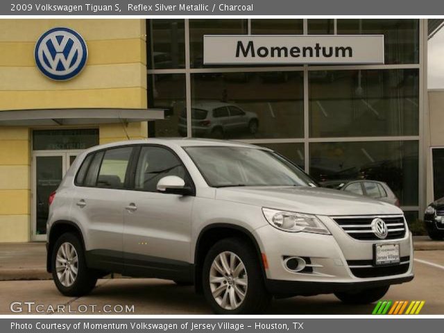 2009 Volkswagen Tiguan S in Reflex Silver Metallic