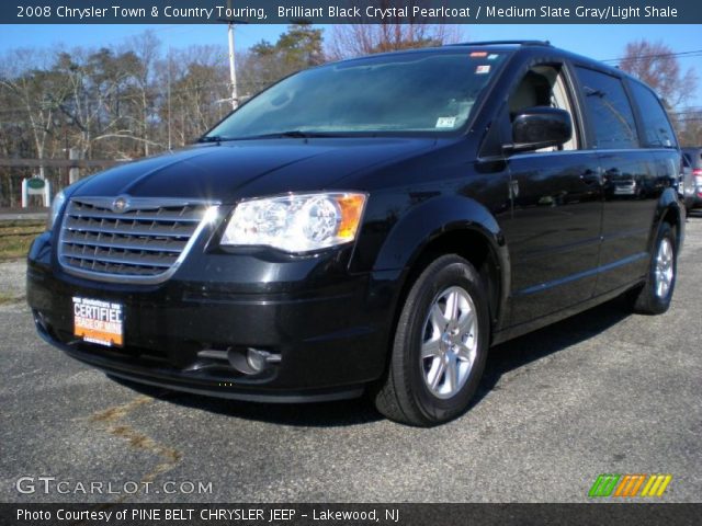 2008 Chrysler Town & Country Touring in Brilliant Black Crystal Pearlcoat