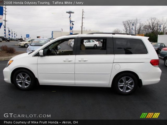 2008 Honda Odyssey Touring in Taffeta White