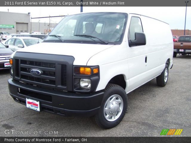 2011 Ford E Series Van E150 XL Cargo in Oxford White