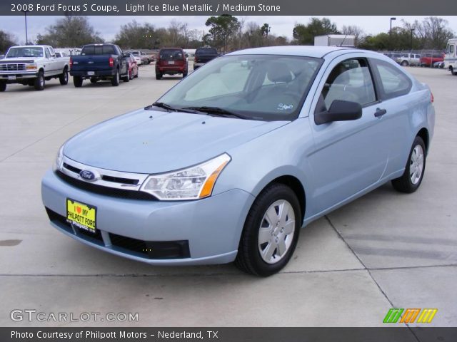 2008 Ford Focus S Coupe in Light Ice Blue Metallic