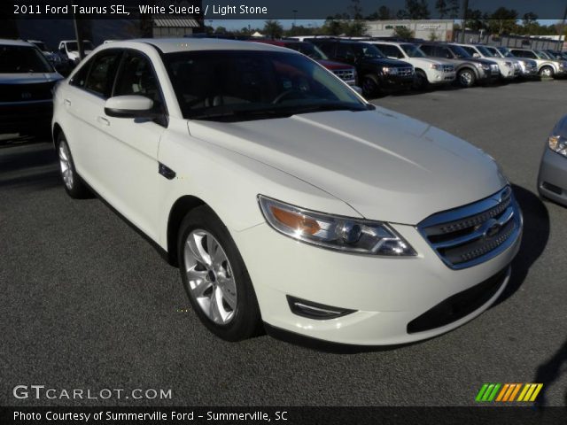 2011 Ford Taurus SEL in White Suede