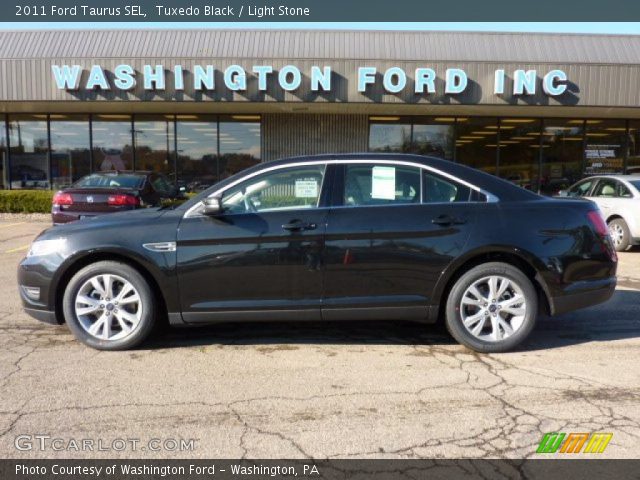 2011 Ford Taurus SEL in Tuxedo Black