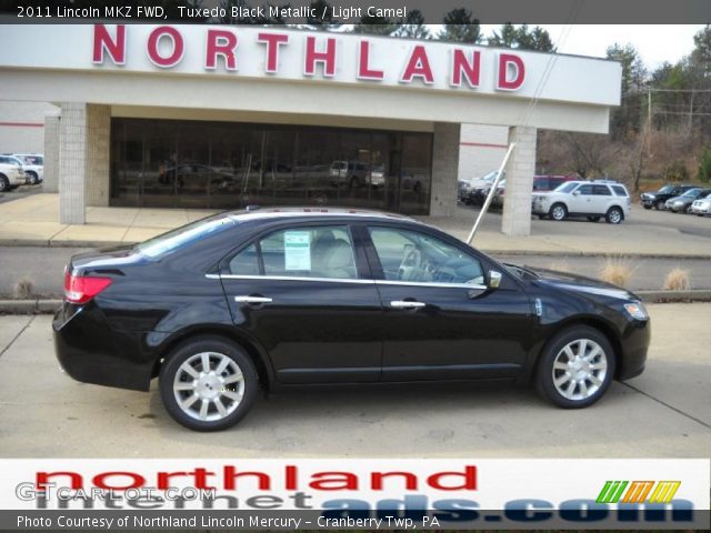 2011 Lincoln MKZ FWD in Tuxedo Black Metallic