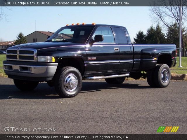 2000 Dodge Ram 3500 SLT Extended Cab 4x4 Dually in Black
