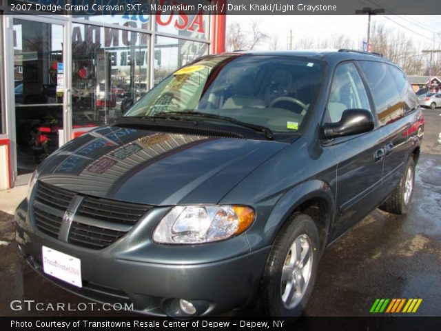 2007 Dodge Grand Caravan SXT in Magnesium Pearl
