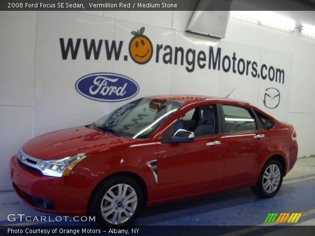 2008 Ford Focus SE Sedan in Vermillion Red