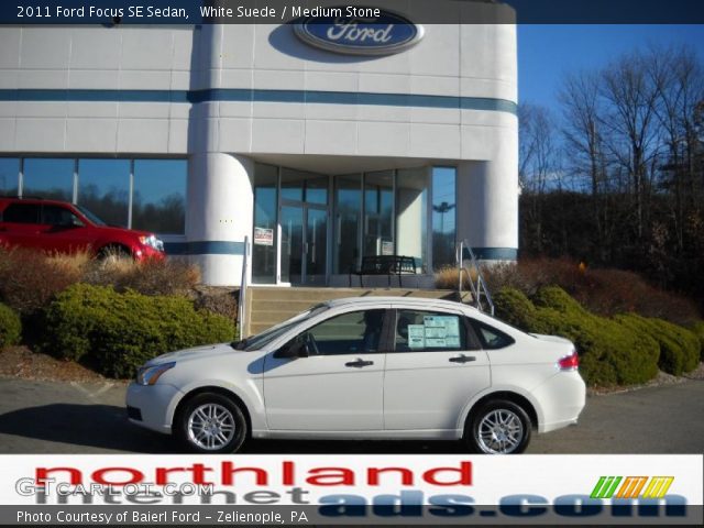 2011 Ford Focus SE Sedan in White Suede