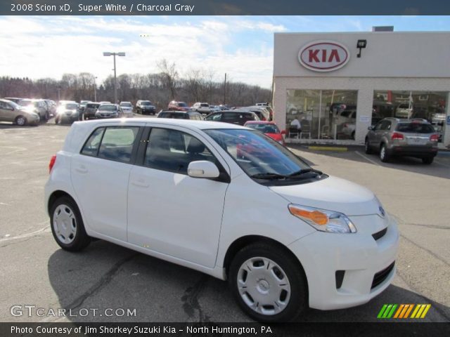 2008 Scion xD  in Super White