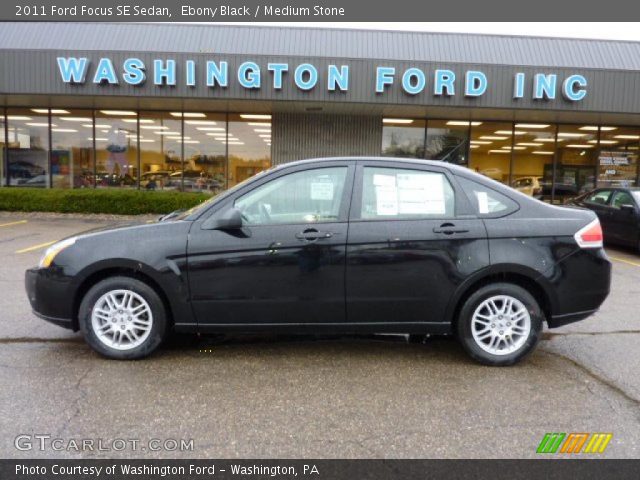 2011 Ford Focus SE Sedan in Ebony Black