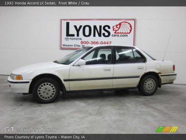 1992 Honda Accord LX Sedan in Frost White