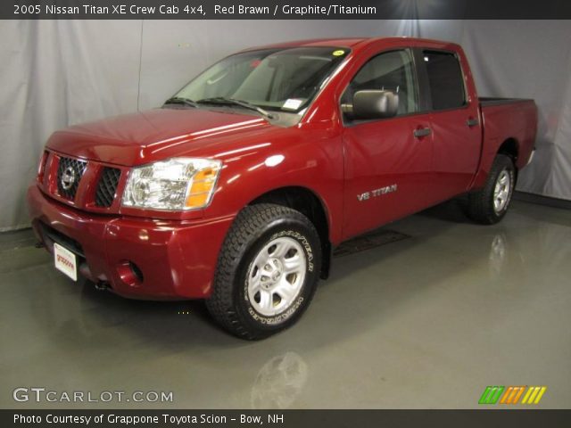 2005 Nissan Titan XE Crew Cab 4x4 in Red Brawn
