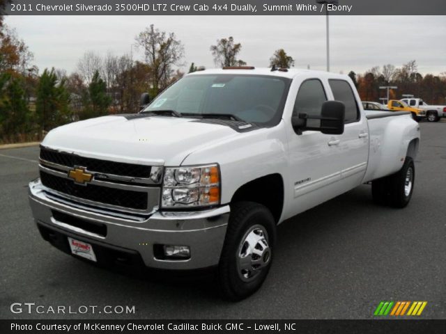 2011 Chevrolet Silverado 3500HD LTZ Crew Cab 4x4 Dually in Summit White