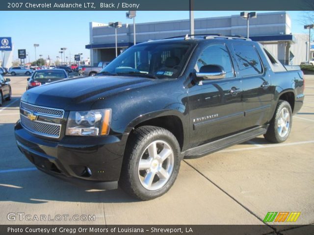 2007 Chevrolet Avalanche LTZ in Black
