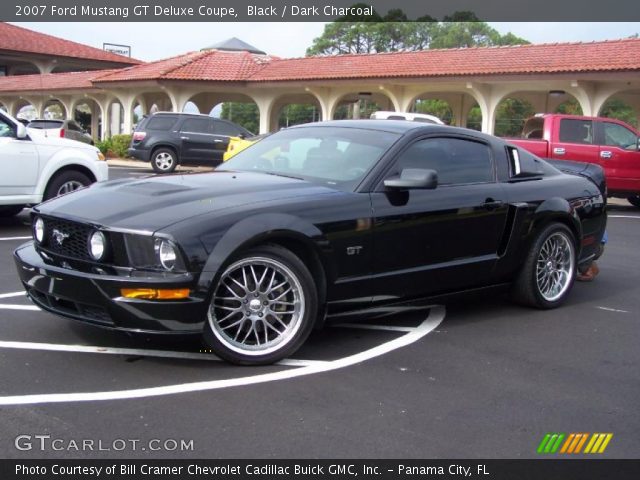 2007 Ford Mustang GT Deluxe Coupe in Black