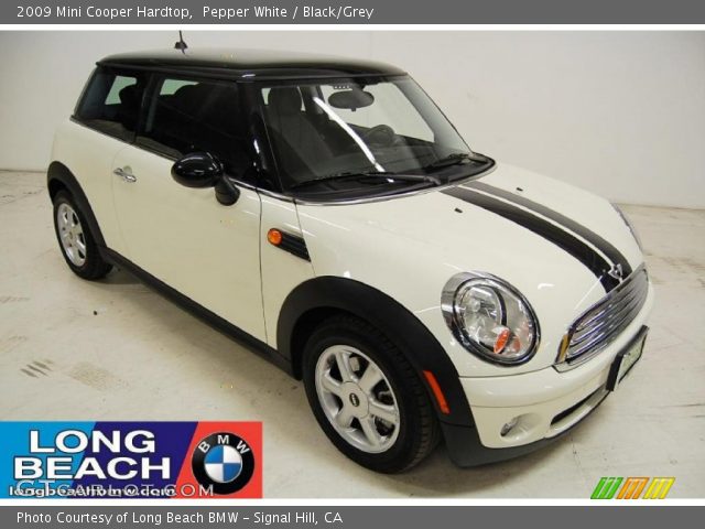 2009 Mini Cooper Hardtop in Pepper White