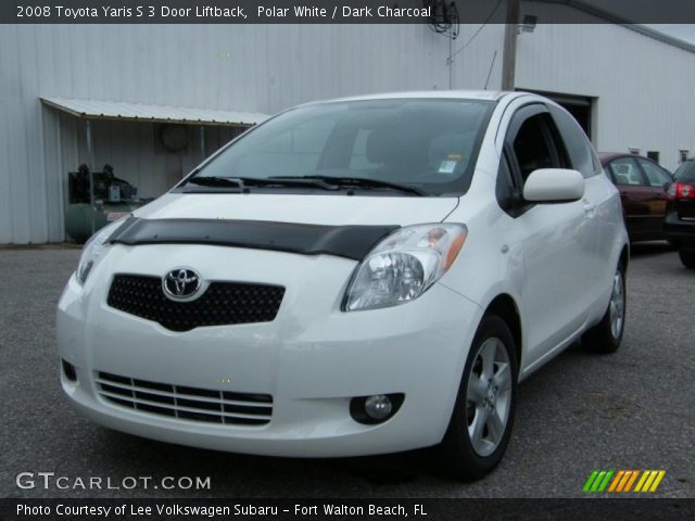 2008 Toyota Yaris S 3 Door Liftback in Polar White