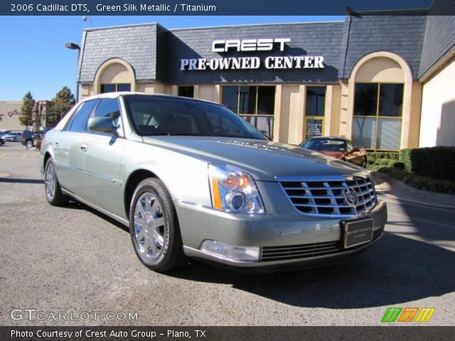 2006 Cadillac DTS  in Green Silk Metallic