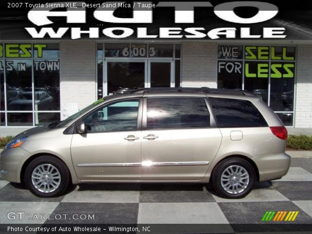 2007 Toyota Sienna XLE in Desert Sand Mica