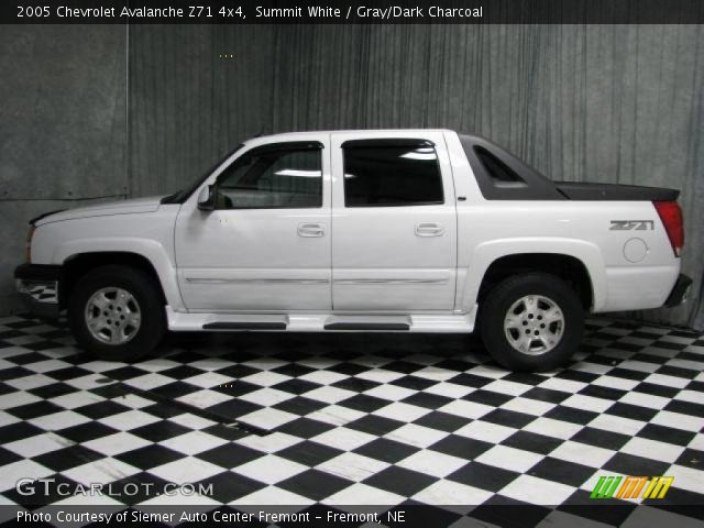 2005 Chevrolet Avalanche Z71 4x4 in Summit White