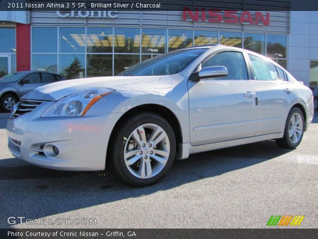 2011 Nissan Altima 3.5 SR in Brilliant Silver