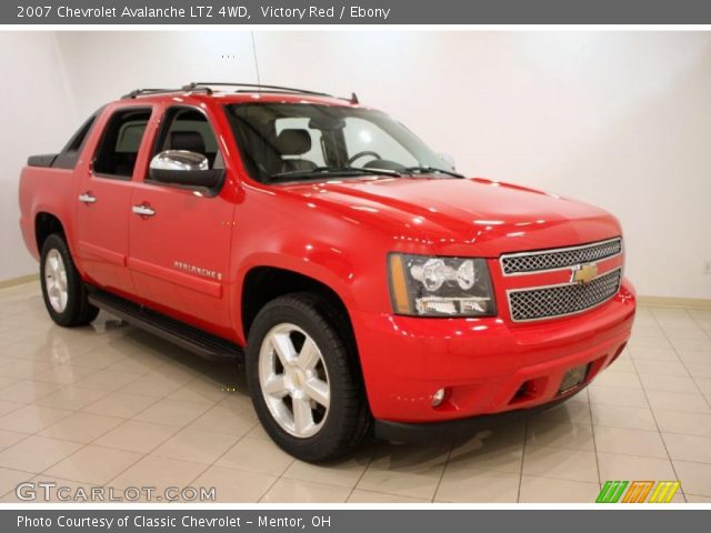 2007 Chevrolet Avalanche LTZ 4WD in Victory Red