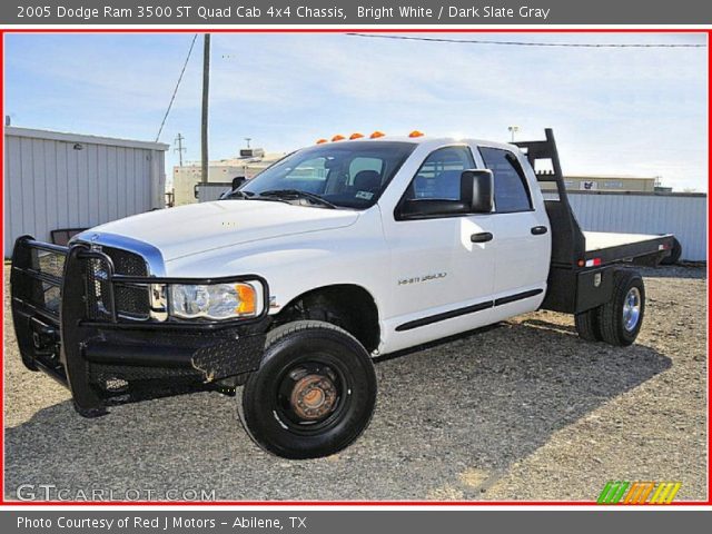 2005 Dodge Ram 3500 ST Quad Cab 4x4 Chassis in Bright White