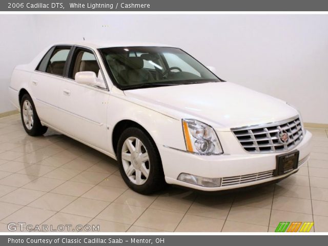 2006 Cadillac DTS  in White Lightning