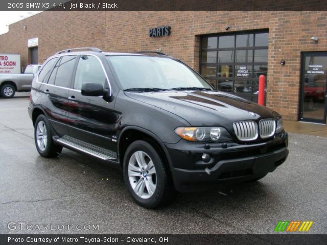 2005 BMW X5 4.4i in Jet Black
