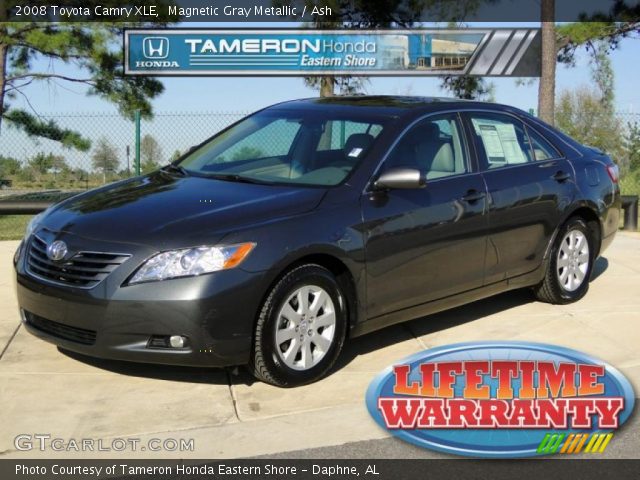 2008 Toyota Camry XLE in Magnetic Gray Metallic