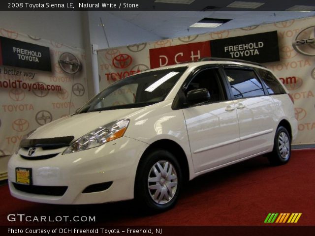 2008 Toyota Sienna LE in Natural White