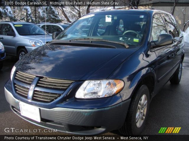 2005 Dodge Caravan SE in Midnight Blue Pearl