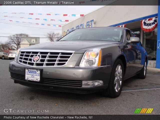 2006 Cadillac DTS  in Titanium Metallic