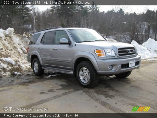 2004 Toyota Sequoia SR5 4x4 in Silver Sky Metallic