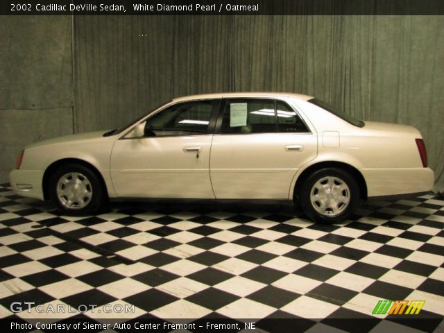 2002 Cadillac DeVille Sedan in White Diamond Pearl