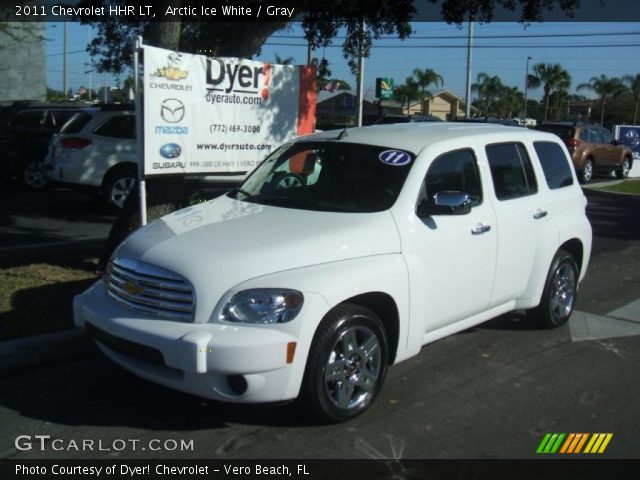 2011 Chevrolet HHR LT in Arctic Ice White
