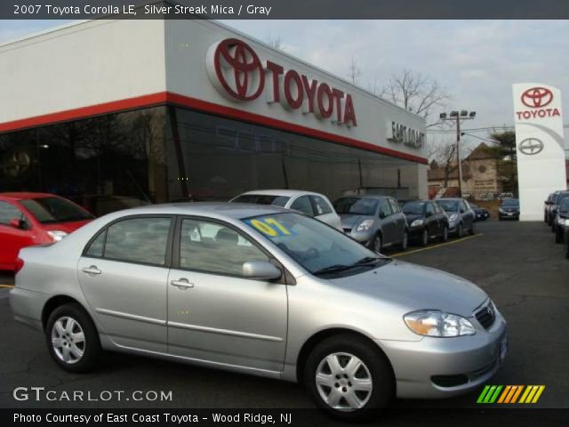 2007 Toyota Corolla LE in Silver Streak Mica