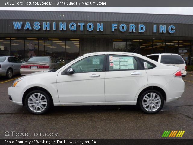 2011 Ford Focus SEL Sedan in White Suede