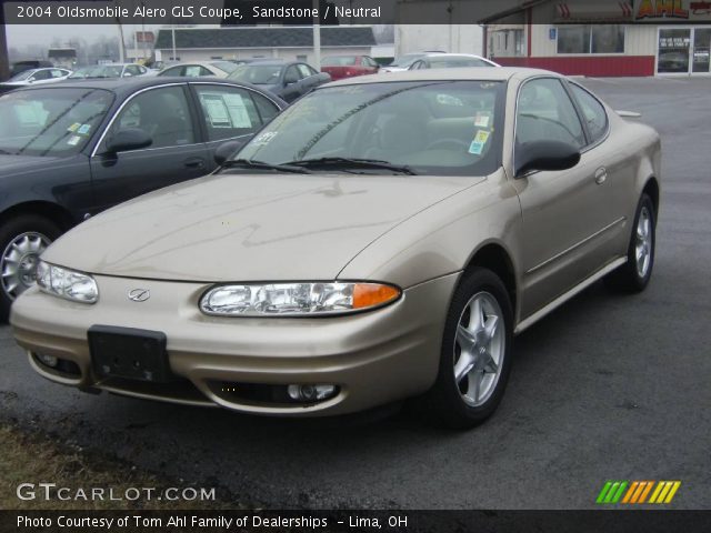 2004 Oldsmobile Alero GLS Coupe in Sandstone