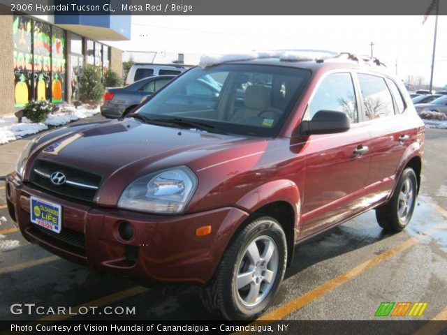 2006 Hyundai Tucson GL in Mesa Red