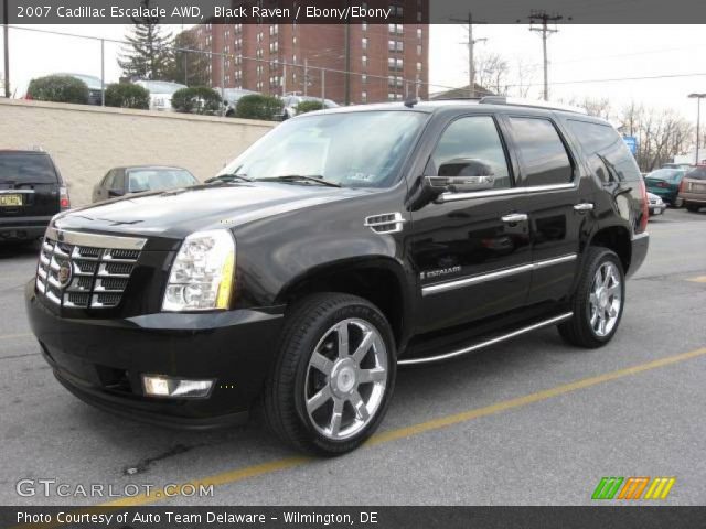 2007 Cadillac Escalade AWD in Black Raven