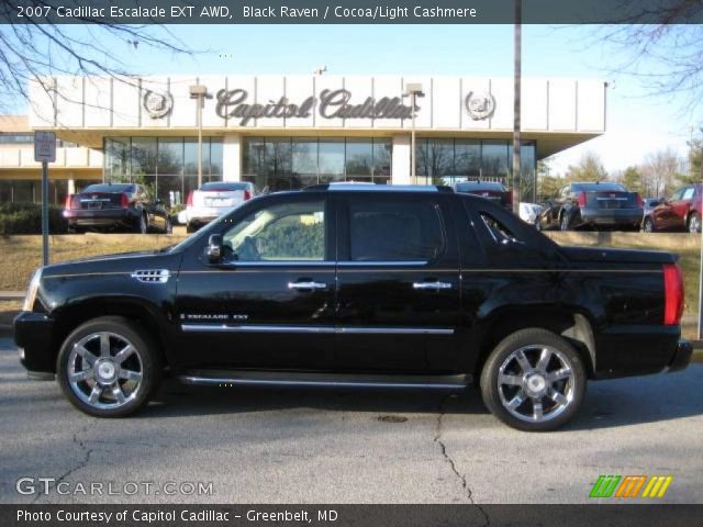 2007 Cadillac Escalade EXT AWD in Black Raven
