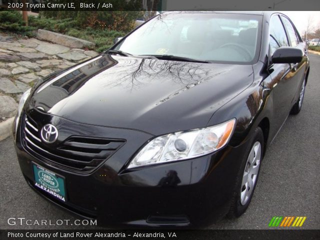 2009 Toyota Camry LE in Black