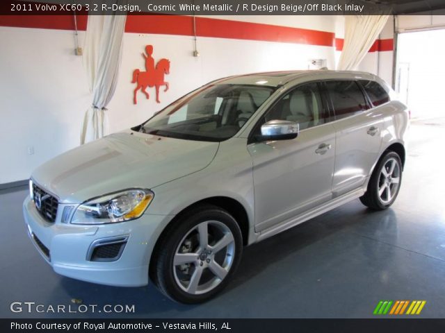 2011 Volvo XC60 3.2 R-Design in Cosmic White Metallic