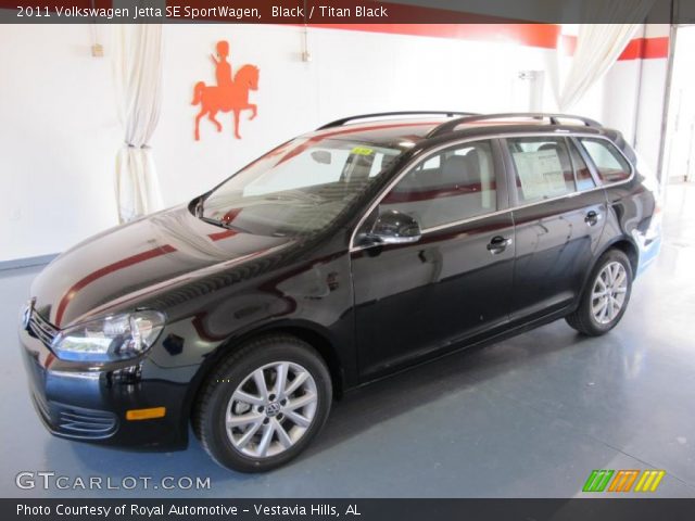 2011 Volkswagen Jetta SE SportWagen in Black